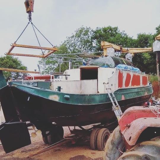 Ariel in transport