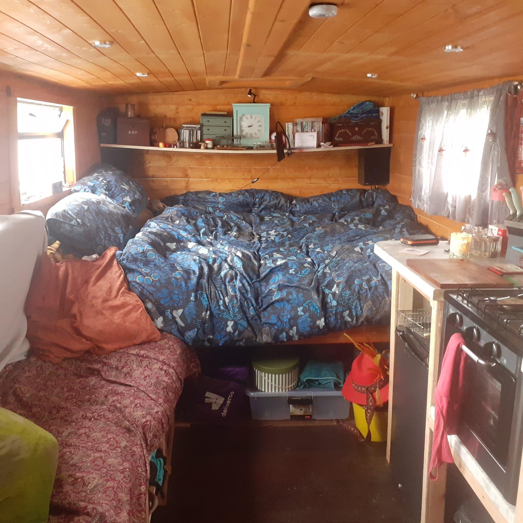 Ariel bedroom